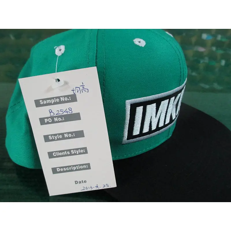 snapback hat