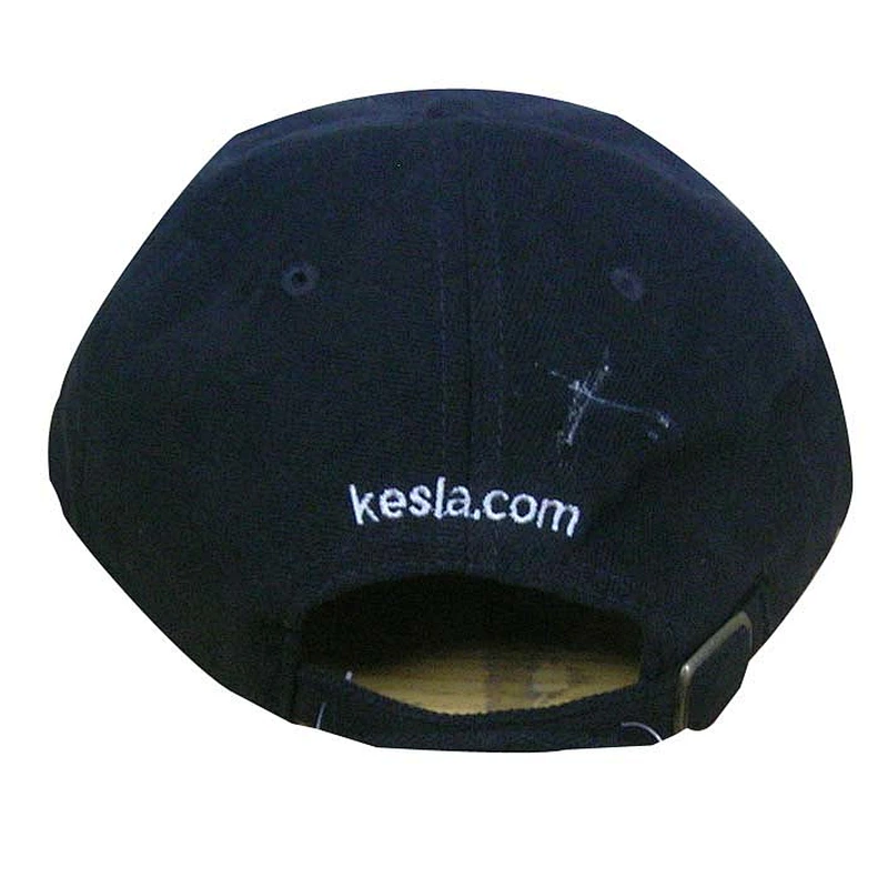 curved brim baseball cap