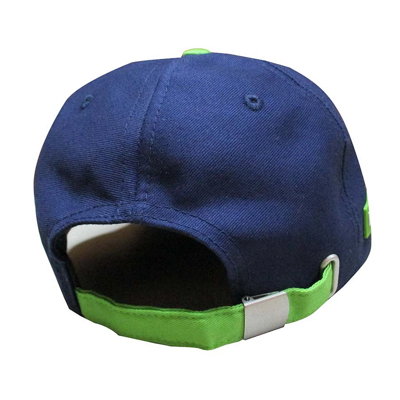 sports cap with customize logo and rubber badge