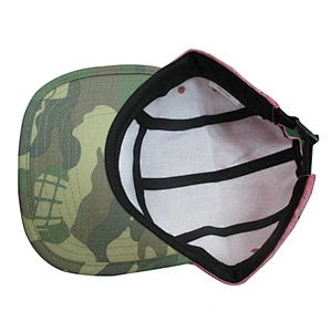 simple 5 panel camp snapback hat with camouflage visor