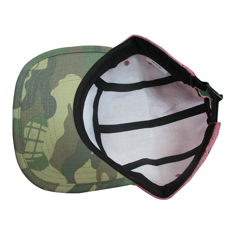 simple 5 panel camp snapback hat with camouflage visor