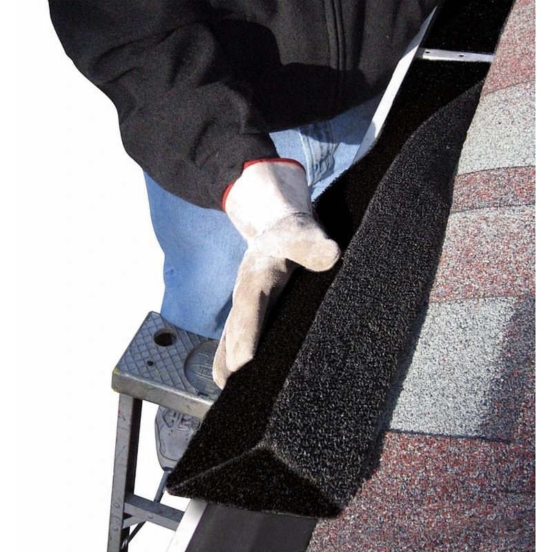 Anti-UV Roof leaf gutter guard wedge protection sponge silicone reticulated reticulation rain gutter filter foam