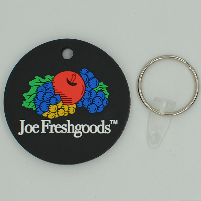 custom pvc key chains