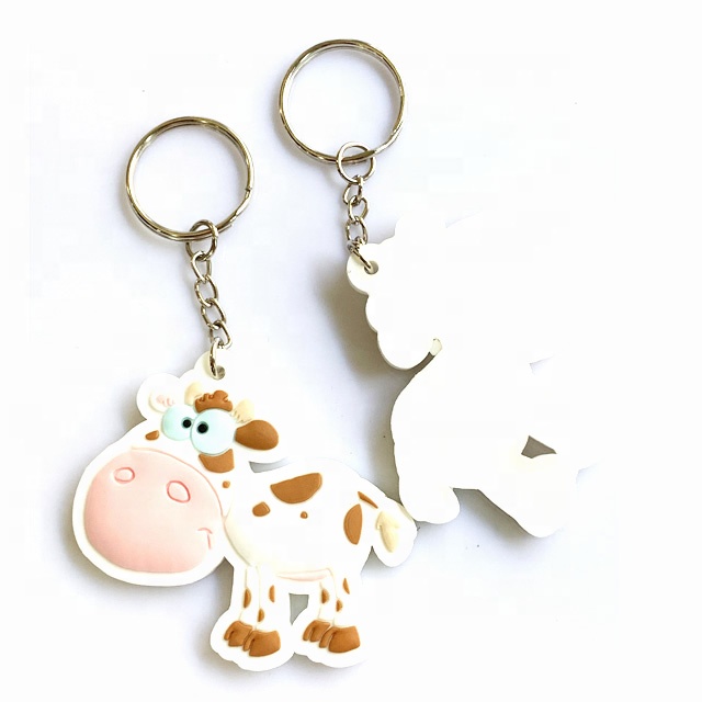 high quality 2D/3D cow shape rubber pvc keychain