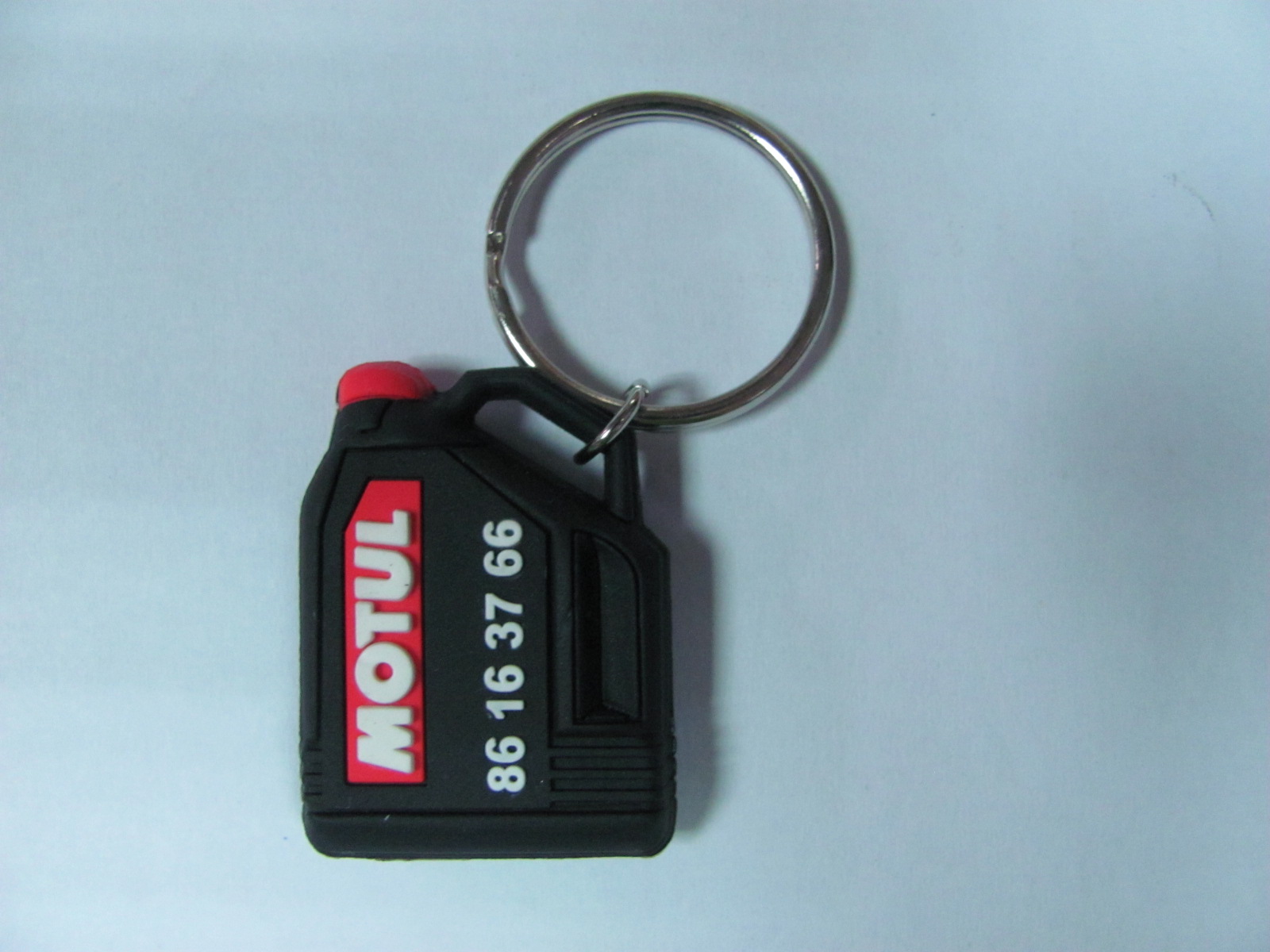 Customized Soft 3D PVC Oil Bottles Keychain