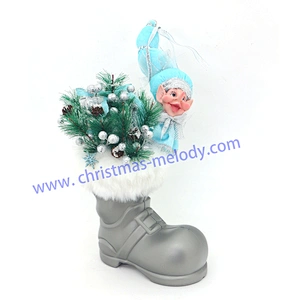 Grey boots with light and elf cuttings