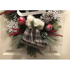 COUNTRY CHRISTMAS ICE SKATES HAND CARVED FRAME DOOR WREATH HANGER RED PLAID UNIK 20*20cm