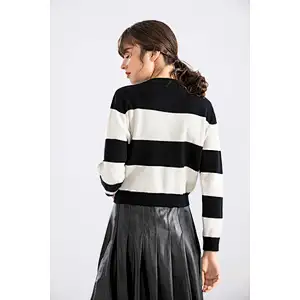 Wholesale Winter Casual Cable Long Sleeve Knit Thick Women Acrylic Sweater