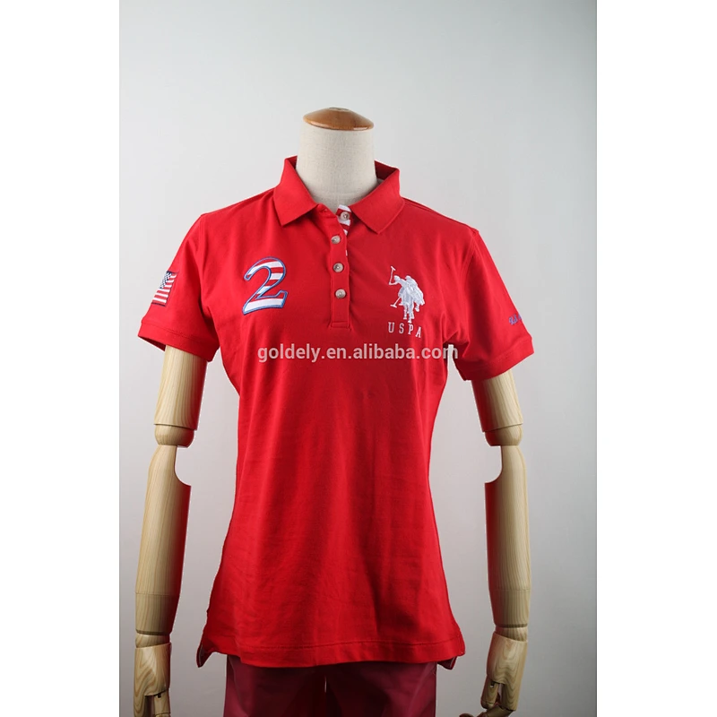 different color collar polo shirt or solid Polo shirt