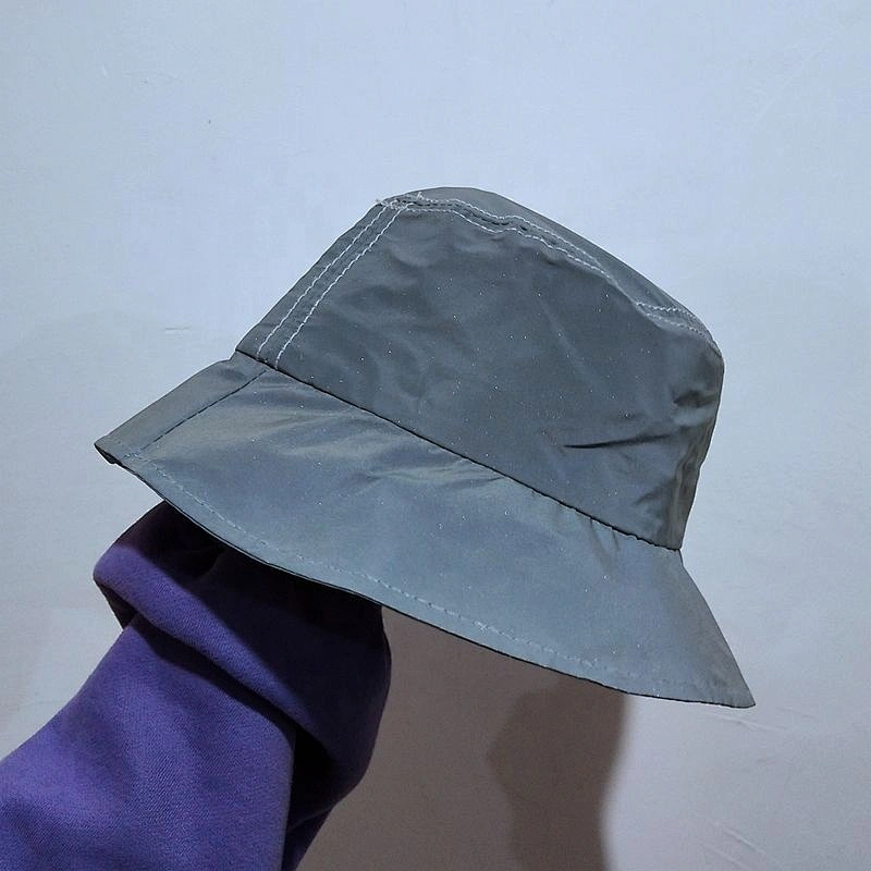 2020 new web celebrity reflective bucket hat hip-hop cap punk stage hat