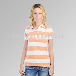 different color collar polo shirt or solid Polo shirt