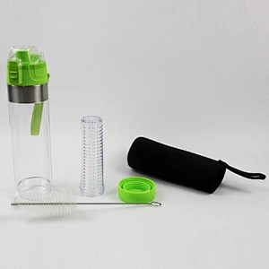 700ml BPA Free Custom Logo Fruit Infuser Drinking Tritan Plastic Water Bottle