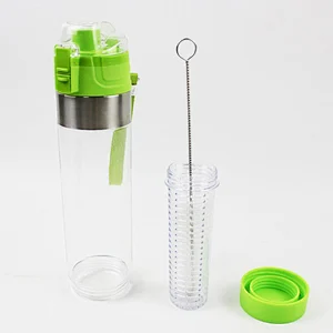700ml BPA Free Custom Logo Fruit Infuser Drinking Tritan Plastic Water Bottle
