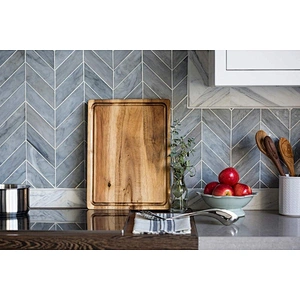 acacia wood cutting board
