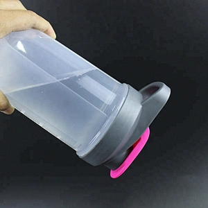 500ml and 700ml plastic shaker bottle