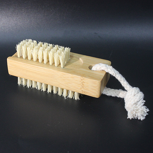 long handle wash brush,long handle toilet cleaning brush,household items cleaning,household cleaning items,household items from bamboo.jpg