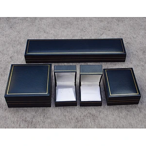 Plastic box