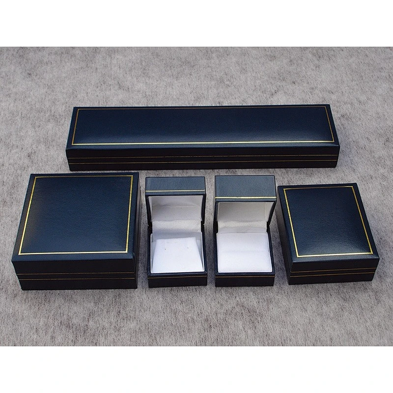 Plastic box