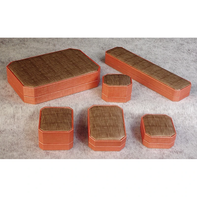 Jewellery box series in plastic box