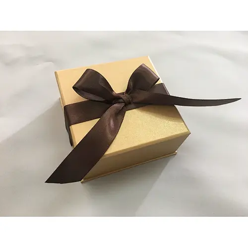 Exquisite gift box