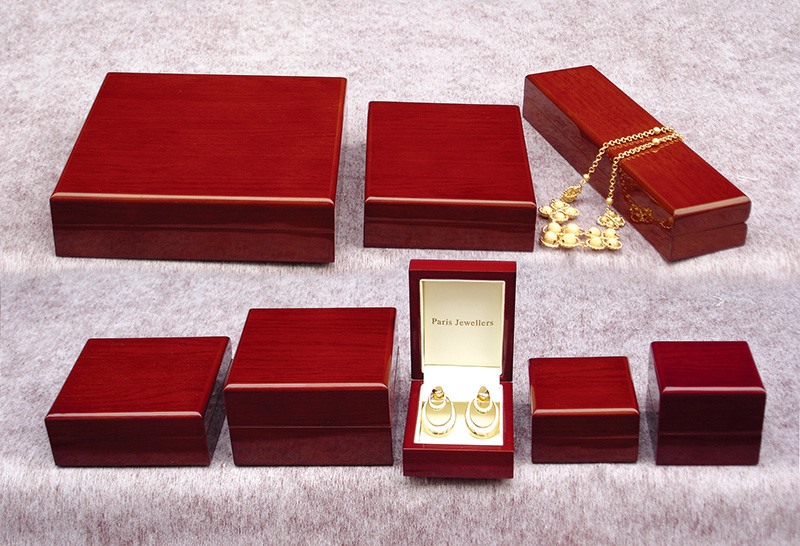 Wooden box for jewellery