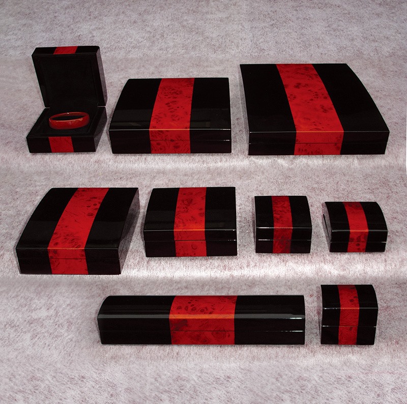 Wooden box for jewellery