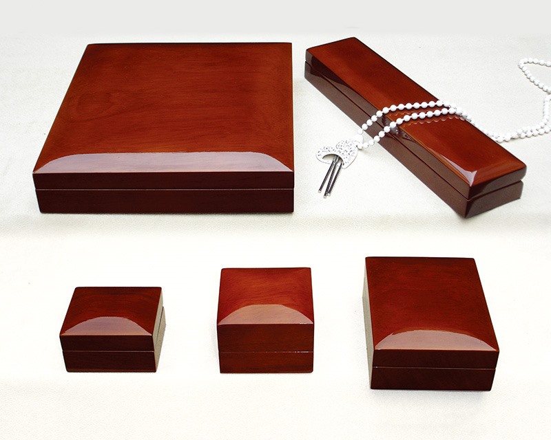 Wooden box for jewellery