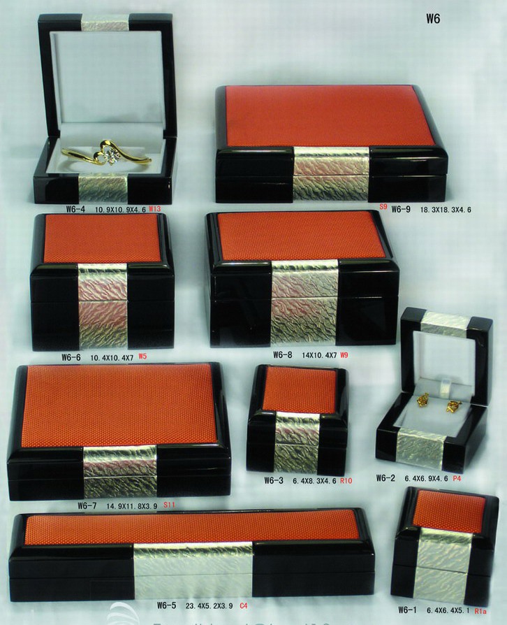 Wooden box for jewellery