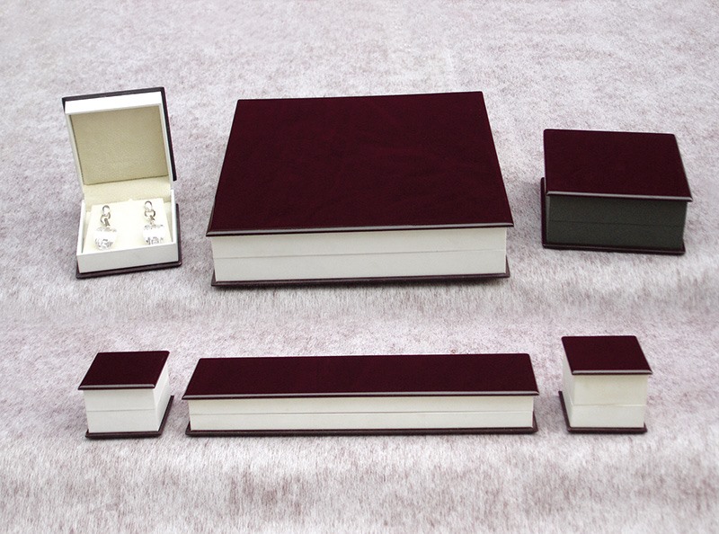 Wooden box for jewellery