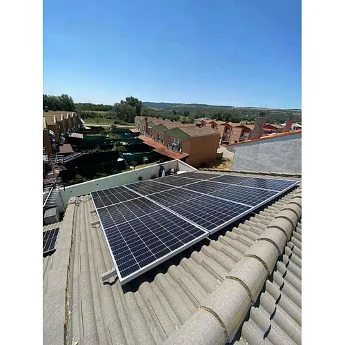 panneau solaire polycristallin de cellules de 220W 48 pour le système d'alimentation domestique