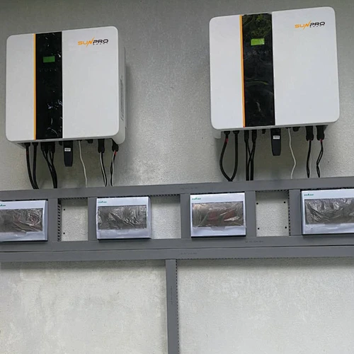Inversor híbrido de almacenamiento de energía solar 3KW