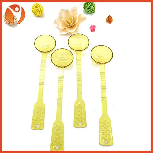 PLASTIC SPOON