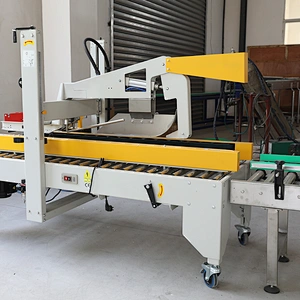 Automatic Carton Box Sealing Packing Bottle Case Packer Packaging Machine