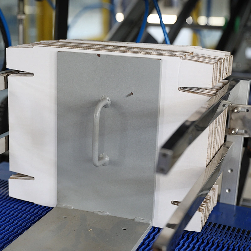 Automatic Bottle Heat Shrink PE Film Wrapping Packaging Machine with Half Tray