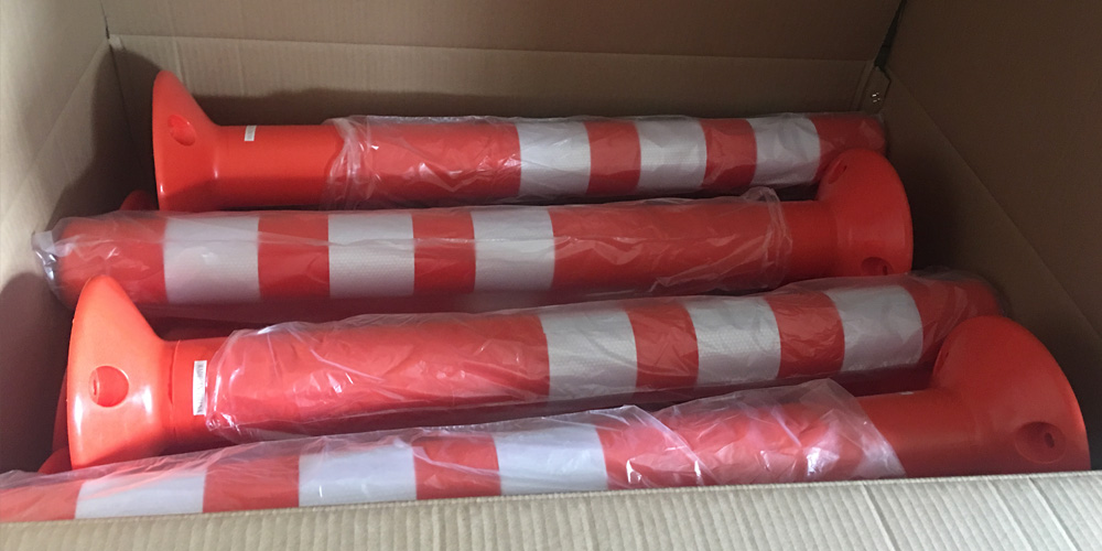 road_pu_flexible_bollard