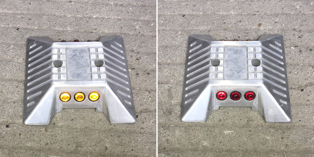 reflective_aluminum_road_studs