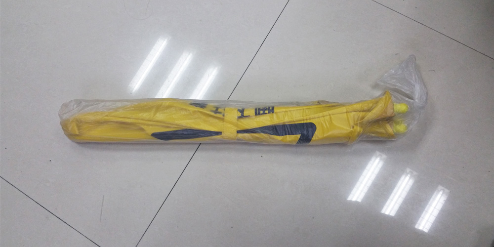 folding_caution_wet_floor_sign