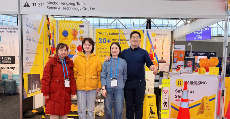 Hengxing_Team_At_Intertraffic