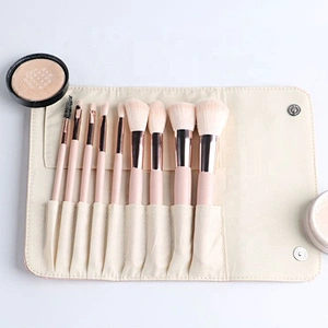9 Piece Wooden Handle Material Cosmetic Travel Makeup Brush Set