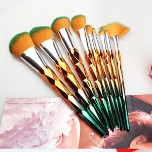 9Pcs Red Glitter Diamond Makeup Brushes Set Foundation Blending Power Rainbow Eyeshadow Brush