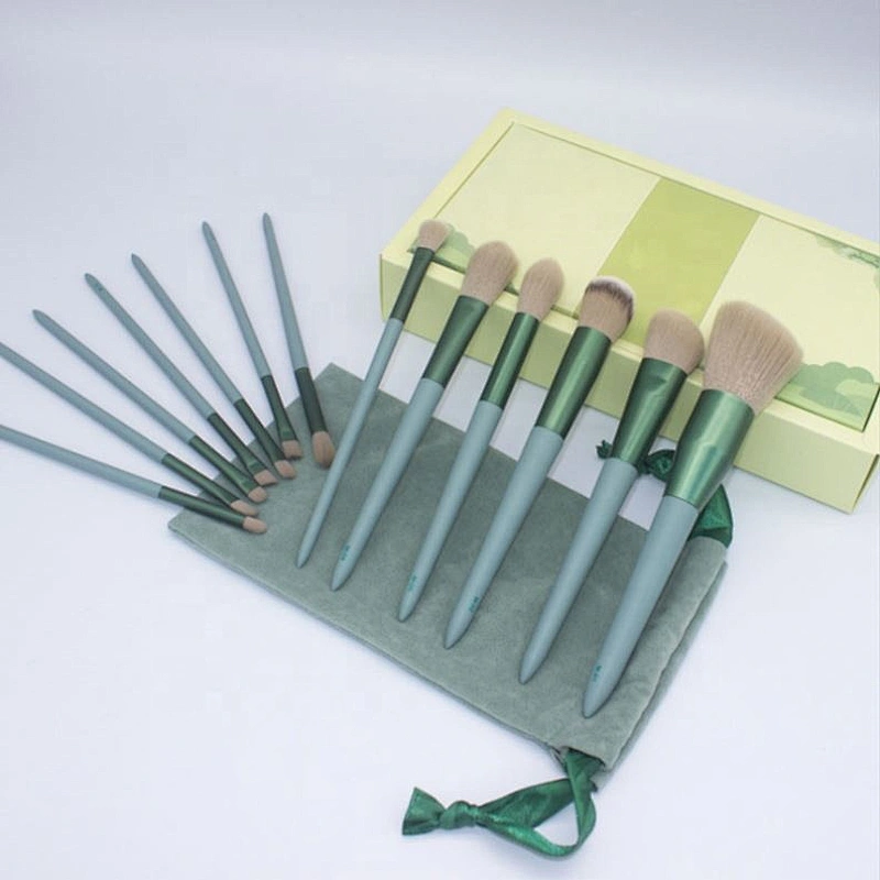 Private Label Makeup Brush Set Custom Foundation Fan Brush Eye Shadow Shaving Brush Flat Brush Smudge Brush Face Concealer