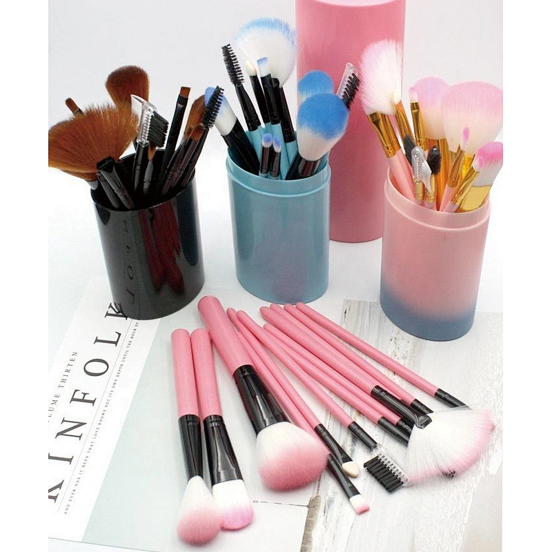 2019 New Professional Makeup Brushes Eyeshadow Foundation Blush Cosmetic Brush Set Kit Tool Sailor Moon 8Pcs