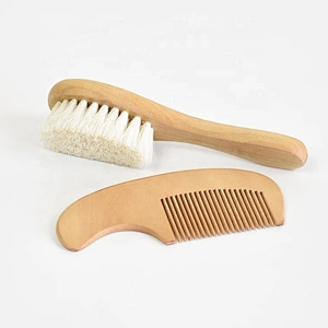 Hot Selling in Amazon Natural Wood Eco-Friendly Mini Goat bristle Newborn Baby hair brush