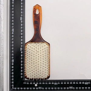 Wholesale Amber Paddle Cushion Plastic Hair Brush Soft Nylon Bristle Detangling Logo Hair Brush for hair extensions
