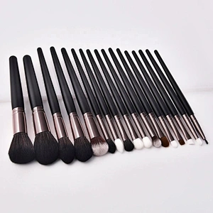 17Pcs Latest Design Wood Handle Makeup Brush Set