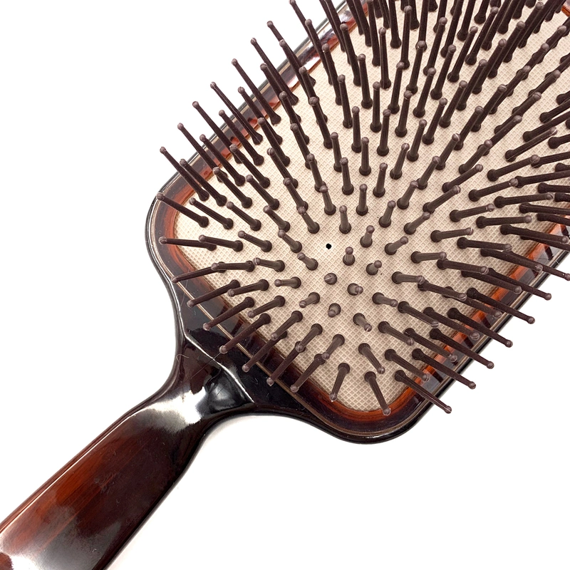 Xinlinda Amber Color Soft Hair Woman Head Massage Large Plastic Paddle Hair Brush Comb