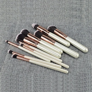 10 Piece White Wood Handle Best Set Of Kabuki Makeup Brushes Kit