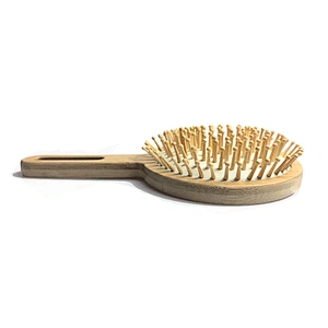 Xinlinda brand new style healthy round with handle custom wooden comb
