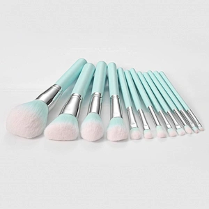 Top Selling On Amazon 12Pcs Makeup Brush Professional Tools Green Private Label Brushes Set