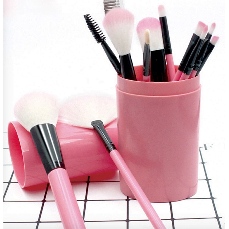 2019 New Professional Makeup Brushes Eyeshadow Foundation Blush Cosmetic Brush Set Kit Tool Sailor Moon 8Pcs